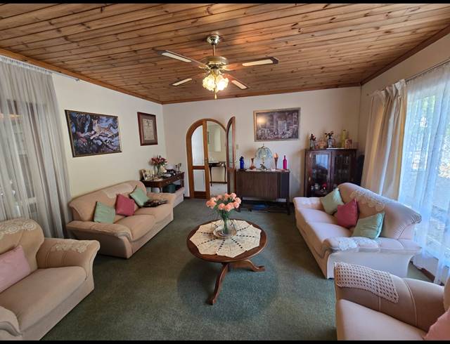 4 BEDROOM HOUSE SOLD IN PANORAMA